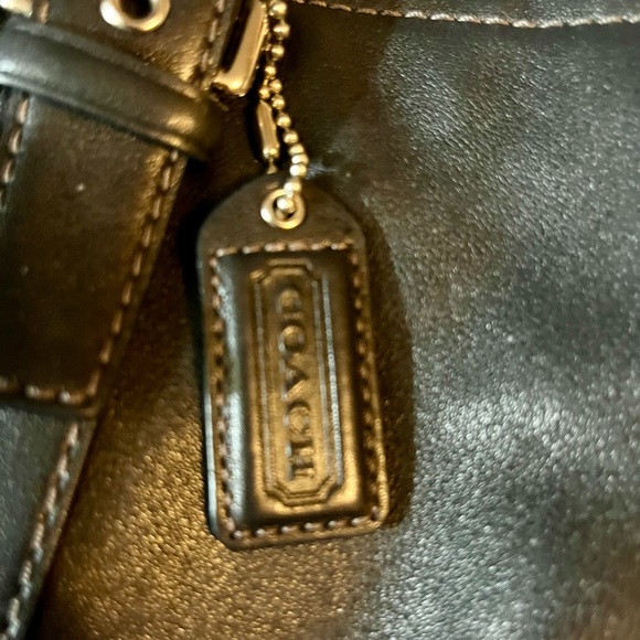 COACH Soft Black Leather Bag Purse Silver Hardware Clean Very Gently Used - Picture 3 of 15